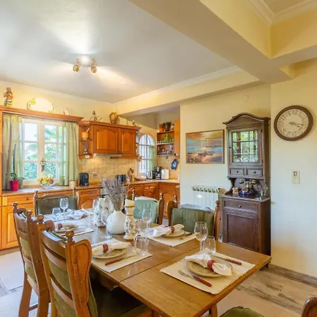 וילה Durrell קונטואקלי